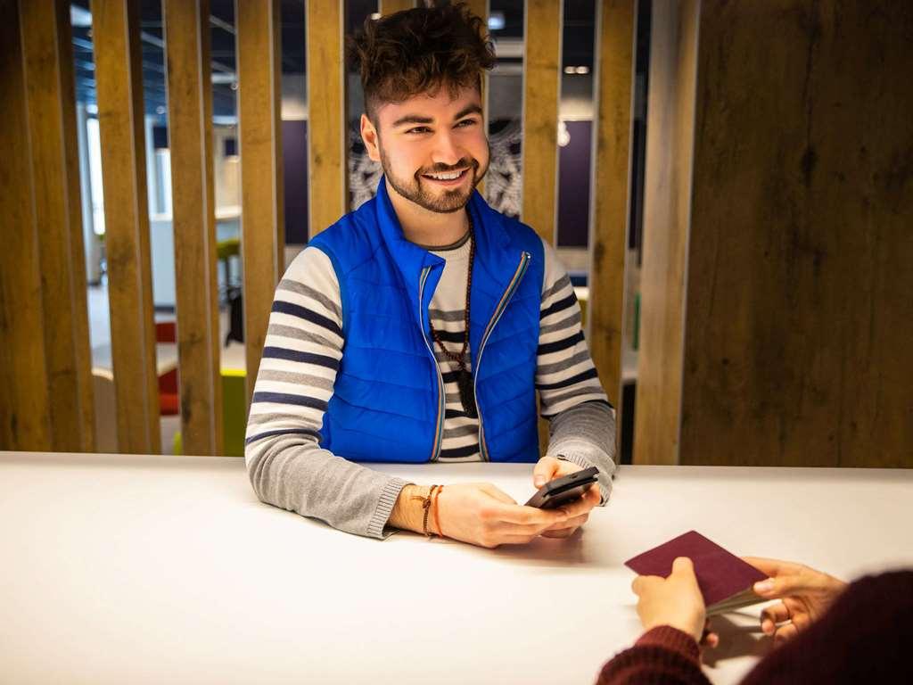 Ibis Budget Strasbourg Centre Republique Экстерьер фото
